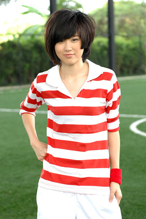 แก้ว - เฟย์ ฟาง แก้ว