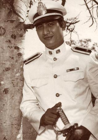 มิตร ชัยบัญชา