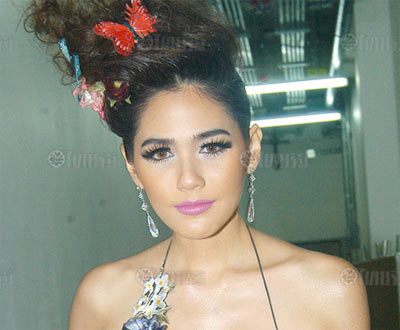 ชมพู่ อารยา