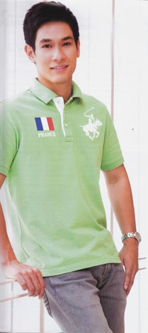 อ๋อม อรรคพันธ์