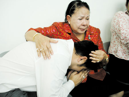 หนุ่ม กรรชัย กำเนิดพลอย