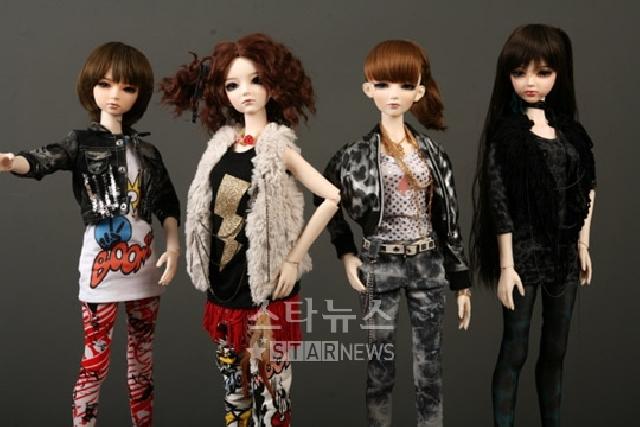 2ne1 ตุ๊กตา