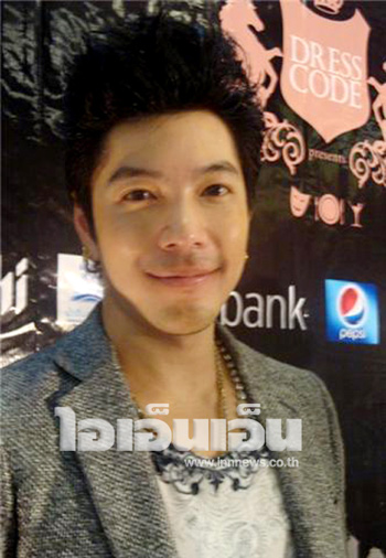 ก้อง กรุณ
