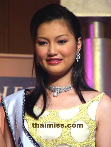 แพท สุปรียา เพชรใส แพท สุปรียา เพชรใส