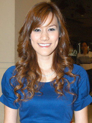 บลู-เอลิกา พลอยอัมพร บลู-เอลิกา พลอยอัมพร