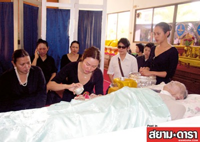 รุจน์ รณภพ