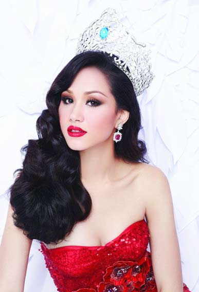 จูลี่ มิสไทยแลนด์เวิลด์ 2011