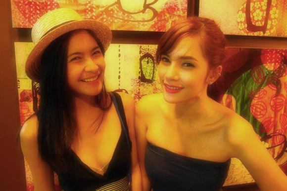 อุ้ม ลักขณา - อวน วรรธนฉัตร