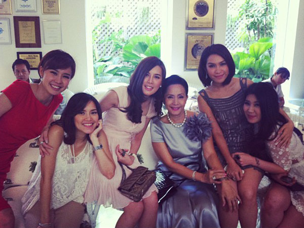 หนิง ปณิตา - จิน จรินทร์ จดทะเบียนสมรสแล้ว