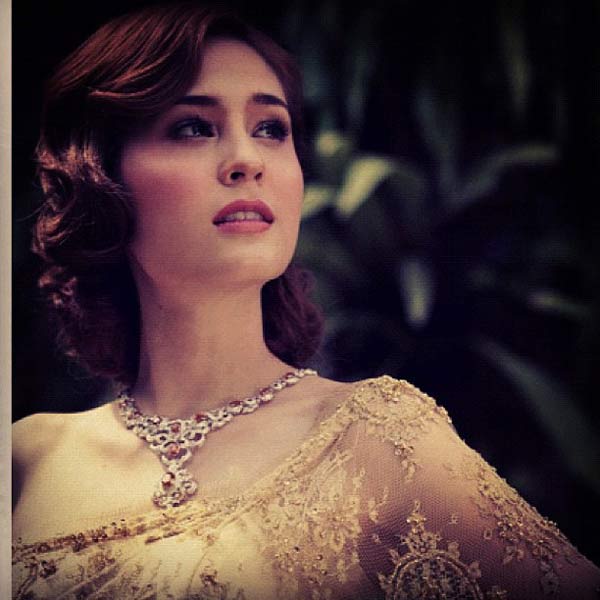 ขวัญ อุษามณี