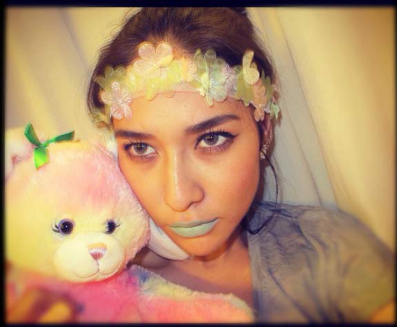 พลอย เฌอมาลย์