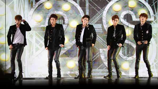 korean music wave in bangkok 2012,