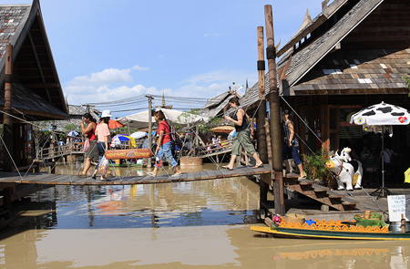 ตลาดน้ำสี่ภาค ตลาดน้ำสี่ภาค