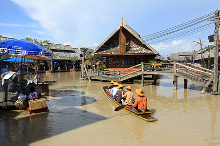 ตลาดน้ำสี่ภาค ตลาดน้ำสี่ภาค