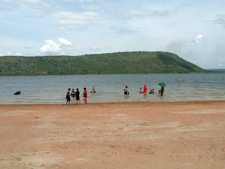 อุทยานแห่งชาติทับลาน เขื่อนลำปลายมาศ อุทยานแห่งชาติทับลาน