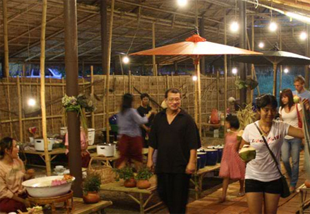 ตลาดน้ำคลองสระบัว ตลาดน้ำคลองสระบัว