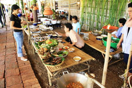 ตลาดน้ำคลองสระบัว ตลาดน้ำคลองสระบัว