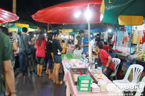 ตลาดนัดคลองหลอด ตลาดนัดคลองหลอด