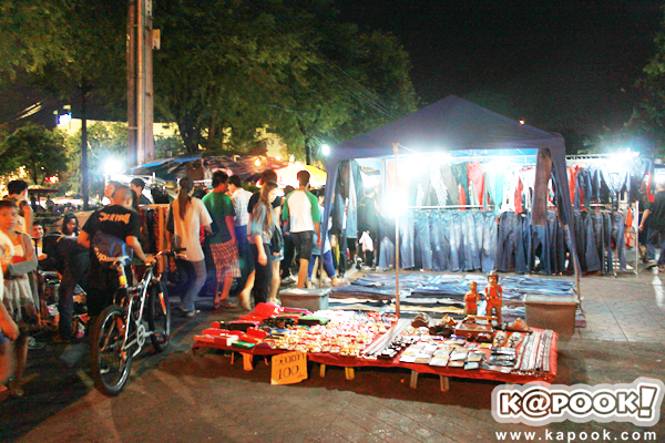 ตลาดนัดคลองหลอด ตลาดนัดคลองหลอด