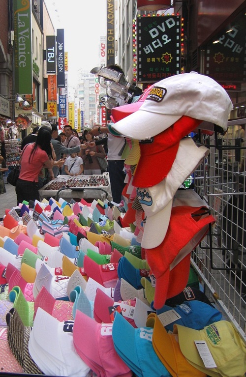 ตลาดนัมแดมุน (Namdaemun Market)