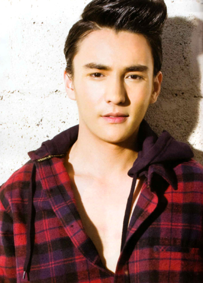 หมาก ปริญ, เคน ภูภูมิ พงศ์ภาณุ, ณเดชน์ คูกิมิยะ, ธัน ธันวา สุริยะจักร หมาก ปริญ, เคน ภูภูมิ พงศ์ภาณุ, ณเดชน์ คูกิมิยะ, ธัน ธันวา สุริยะจักร