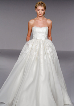 ชุดแต่งงาน ชุดแต่งงาน