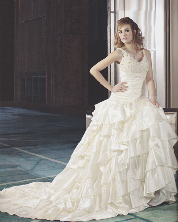 ชุดแต่งงาน ชุดแต่งงาน