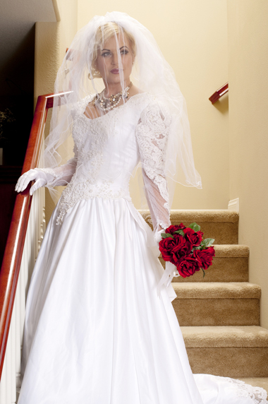 ชุดแต่งงานแบบมีแขน ชุดแต่งงานแบบมีแขน