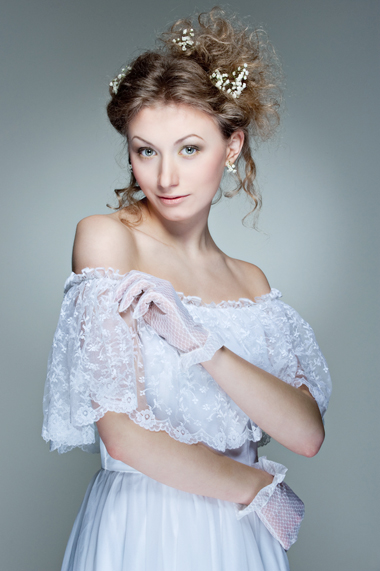 ชุดแต่งงานแบบมีแขน ชุดแต่งงานแบบมีแขน