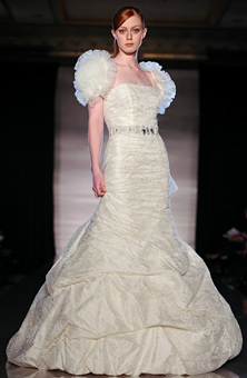 ชุดแต่งงาน ชุดแต่งงาน