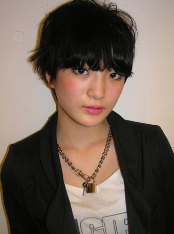 ทรงผมสั้น
