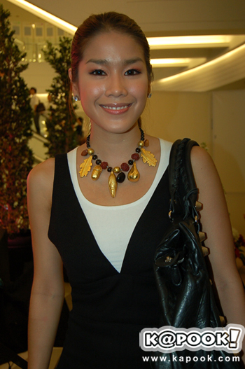 สร้อยคอแฟชั่น