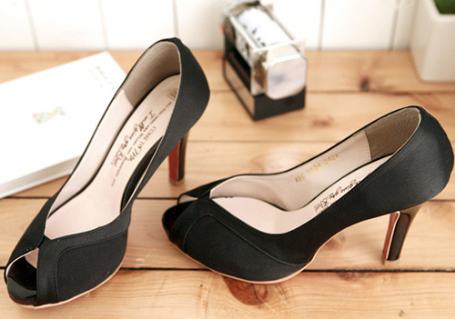 รองเท้าแฟชั่น