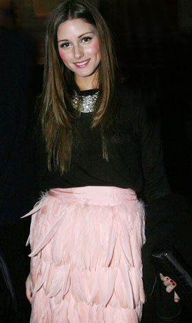 กระโปรงขนนก