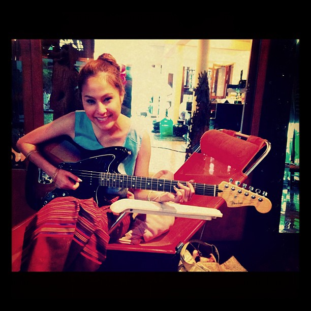 ขวัญ อุษามณี