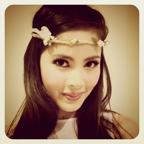 ที่คาดผมนก – ดอกไม้ โบฮีเมียน ที่คาดผมนก – ดอกไม้ โบฮีเมียน