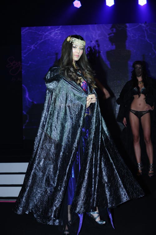 เอมมี่ เอมมี่