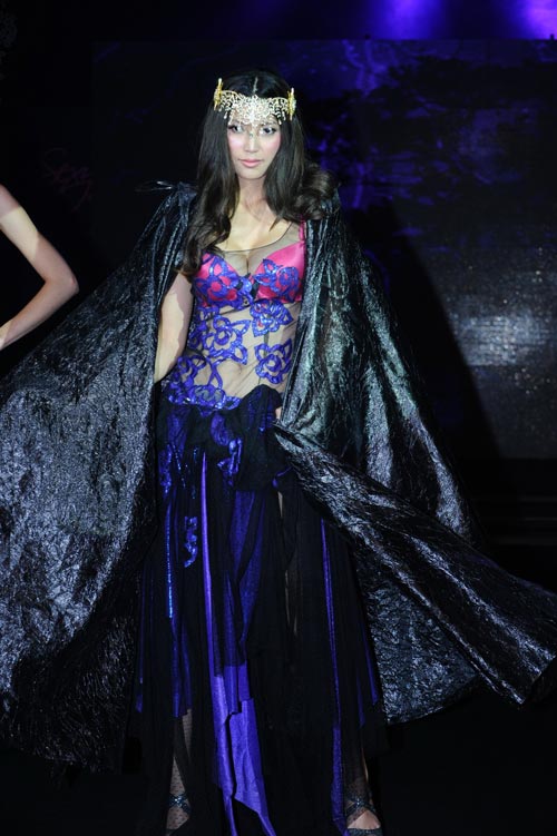 เอมมี่ เอมมี่