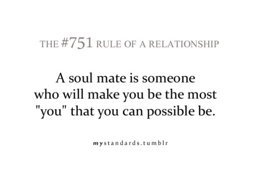 35 คำคมชวนคิด สำหรับคนมีความรัก