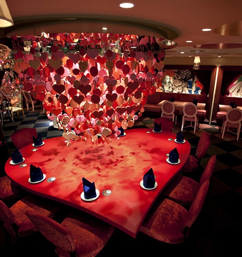 Alice in Wonderland ในเวอร์ชั่นร้านอาหาร
