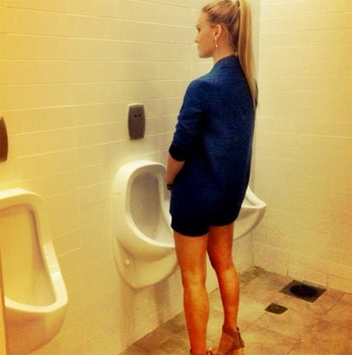 อุปกรณ์ช่วยผู้หญิงยืนฉี่ อุปกรณ์ช่วยผู้หญิงยืนฉี่