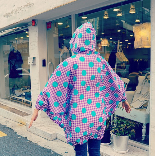 แฟชั่นเสื้อกันฝน แฟชั่นเสื้อกันฝน