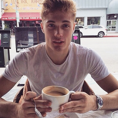 Men and Coffee Men and Coffee