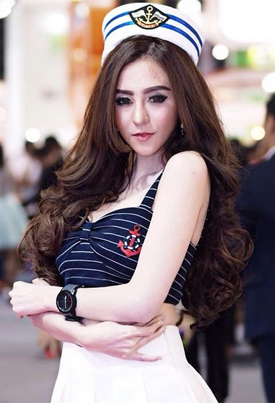 อาเล็ค สโรชา อาเล็ค สโรชา