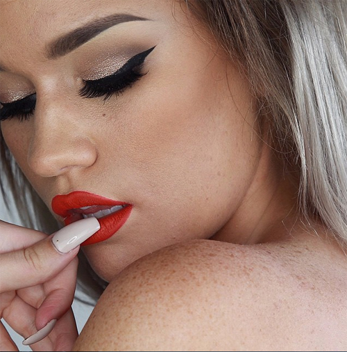 เทรนด์เขียนคิ้ว 2015 เทรนด์เขียนคิ้ว 2015