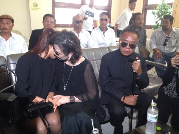 ฟาง FFK วอนอย่าพาดพิงถึงคนที่จากไป อย่าซ้ำเติมคนที่ยังอยู่เลย ฟาง FFK วอนอย่าพาดพิงถึงคนที่จากไป อย่าซ้ำเติมคนที่ยังอยู่เลย