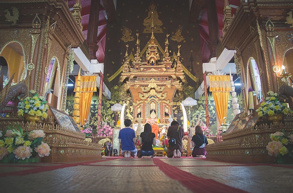 แบกเป้นั่งรถไฟ ต่อรถเมล์ เที่ยวสังขละบุรีหน้าฝน แบกเป้นั่งรถไฟ ต่อรถเมล์ เที่ยวสังขละบุรีหน้าฝน