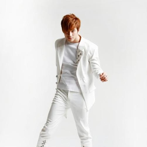 บี้ KPN กับพัฒนาการความหล่อเป๊ะ คุณพระ เขามาไกลมาก! บี้ KPN กับพัฒนาการความหล่อเป๊ะ คุณพระ เขามาไกลมาก!