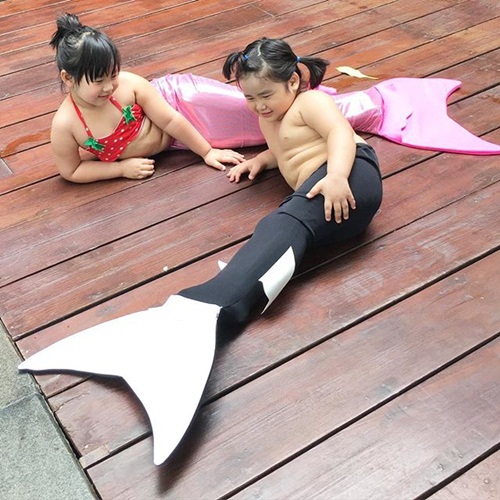 น้องออกัส น้องออก้า โชว์ความน่ารัก ในชุดนางเงือก น้องออกัส น้องออก้า โชว์ความน่ารัก ในชุดนางเงือก