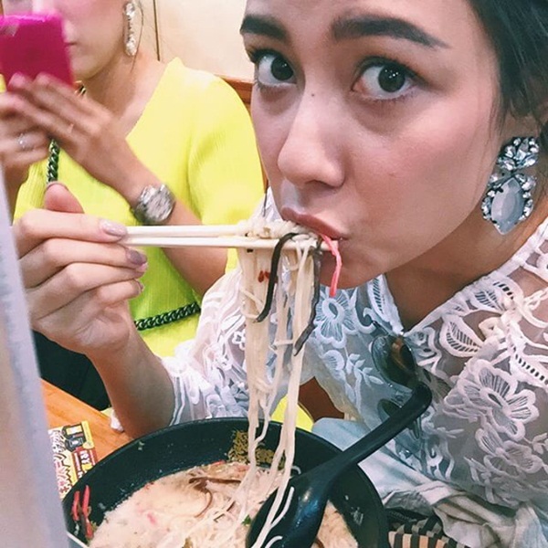 แซมมี่ เคาวเวลล์ แซมมี่ เคาวเวลล์